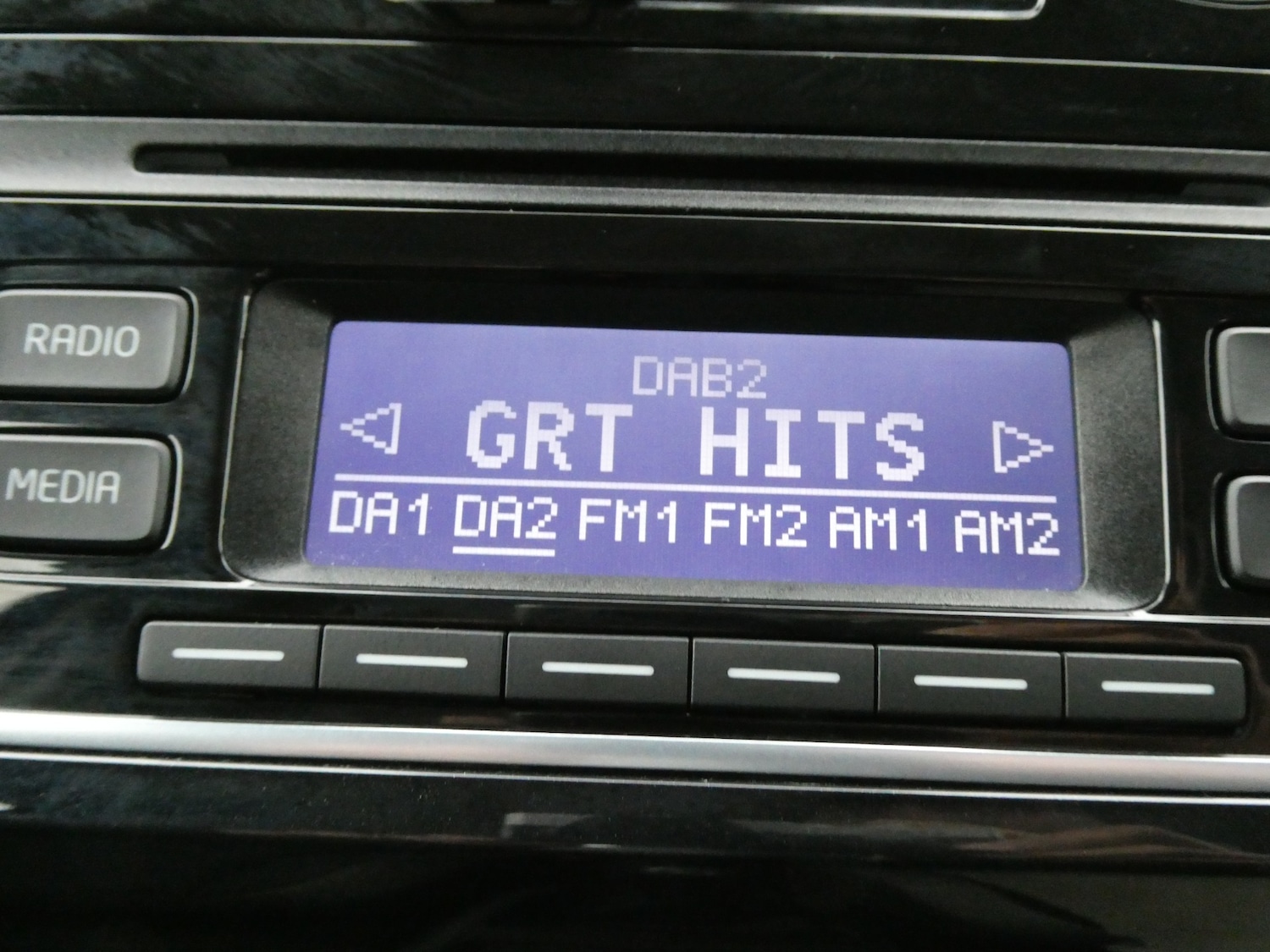 Used Volkswagen up! 2015 for sale - 76541633: Photo 16