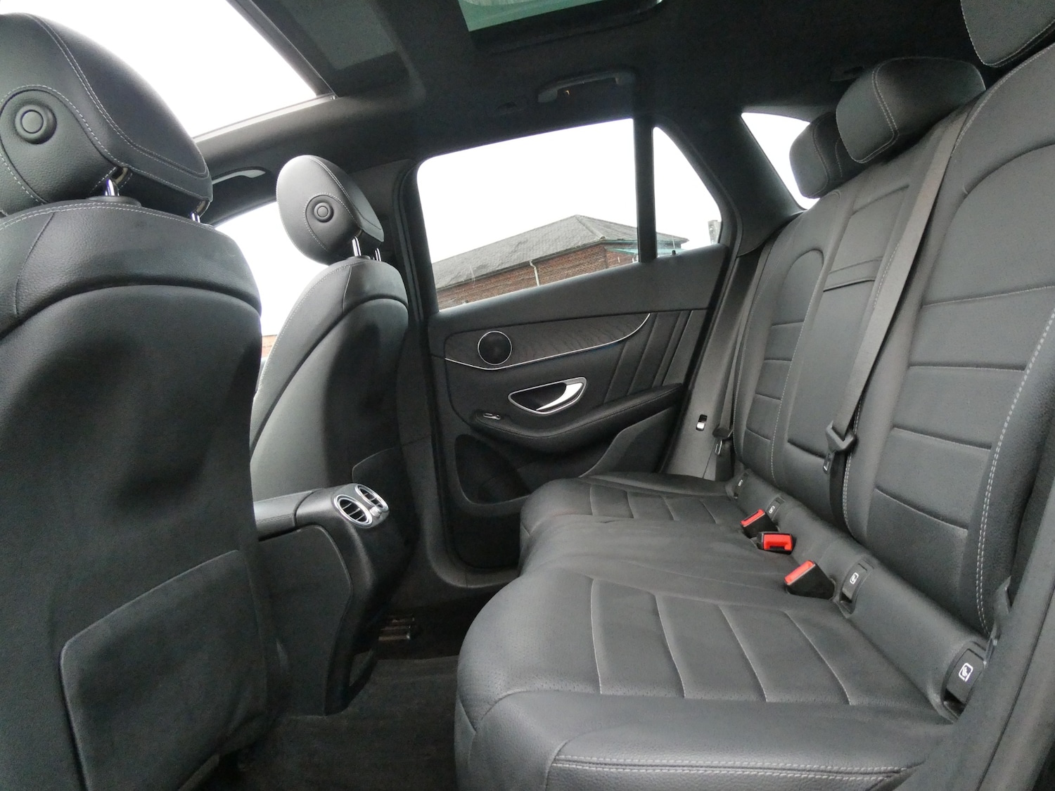 Used Mercedes-Benz GLC 2017 for sale - 76589769: Photo 16