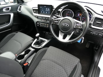 Used Kia Ceed 2019 for sale - 78133478: Photo