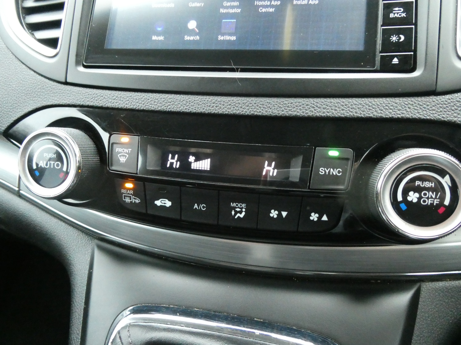 Used Honda CR-V 2018 for sale - 77420265: Photo 15