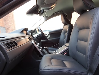 Used Volvo XC70 2014 for sale - 75689849: Photo