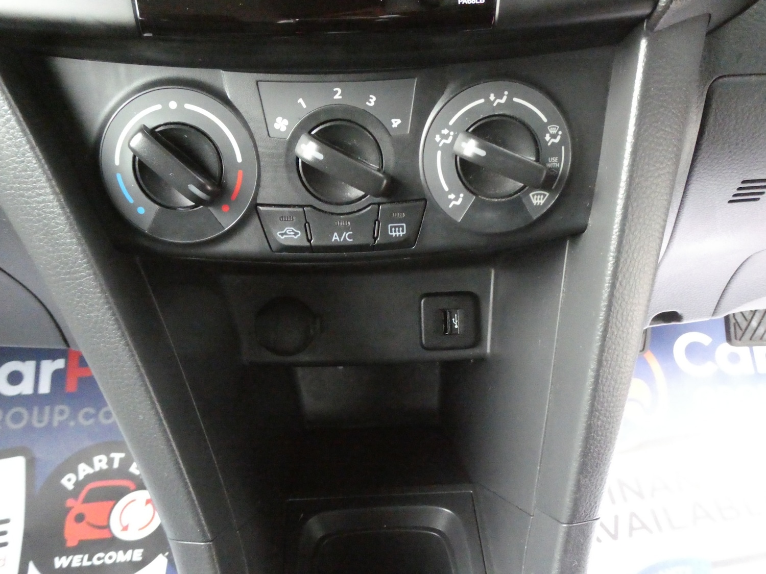 Used Suzuki Swift 2013 for sale - 77545343: Photo 10