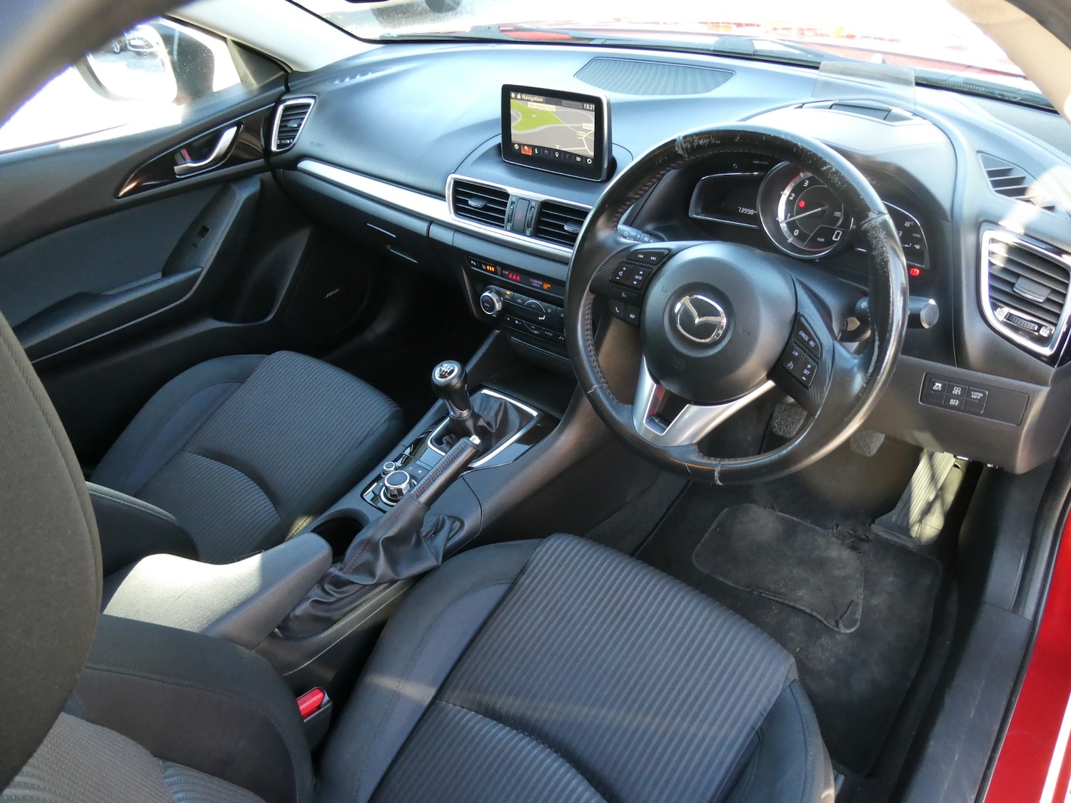 Used Mazda Mazda3 2015 for sale - 77918171: Photo 3