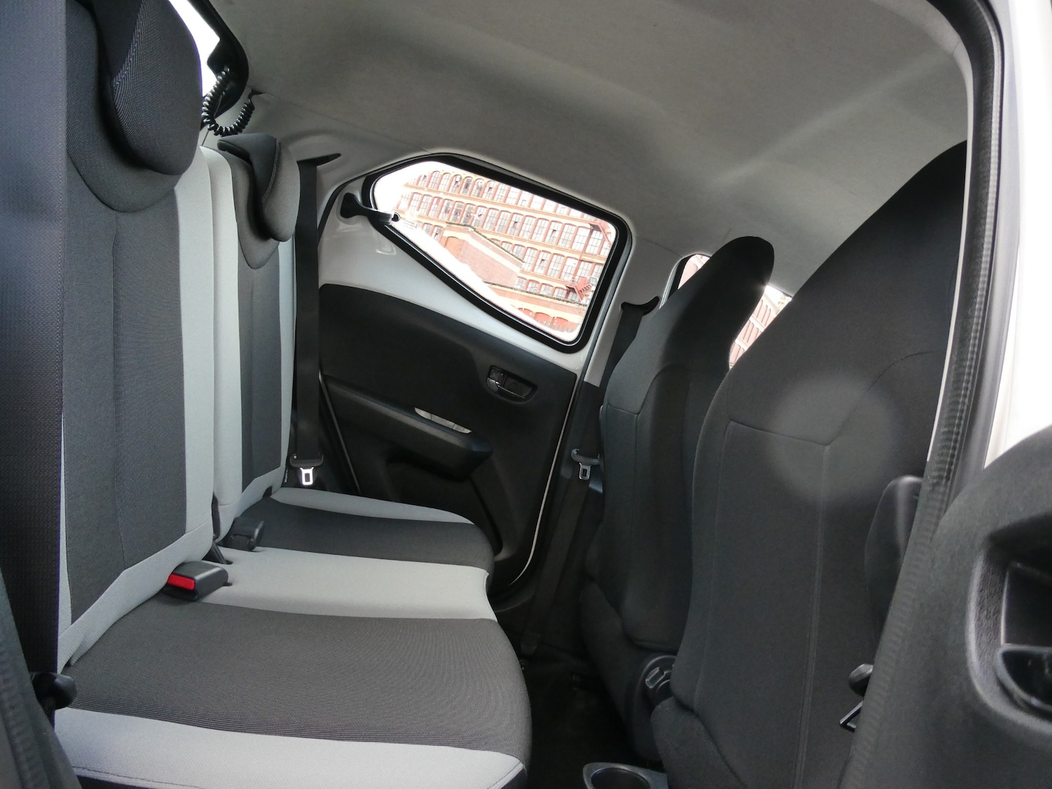 Used Toyota AYGO 2017 for sale - 76921291: Photo 21