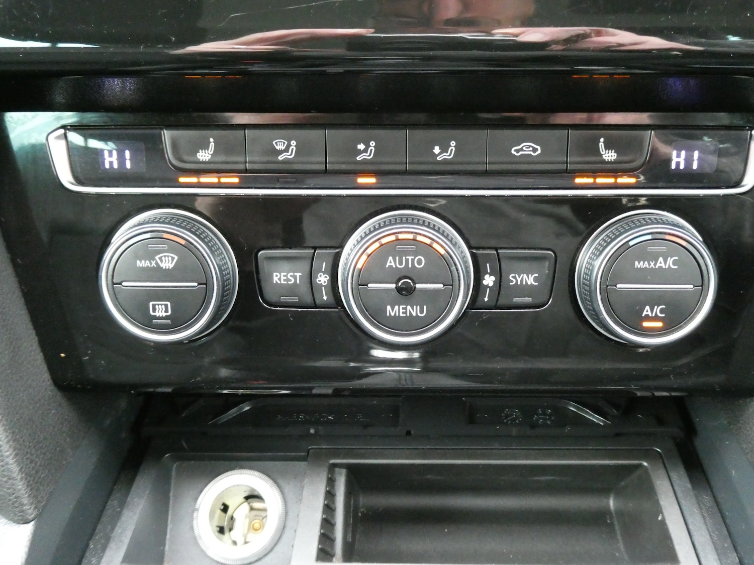 Used Volkswagen Passat 2015 for sale - 76145792: Photo 10