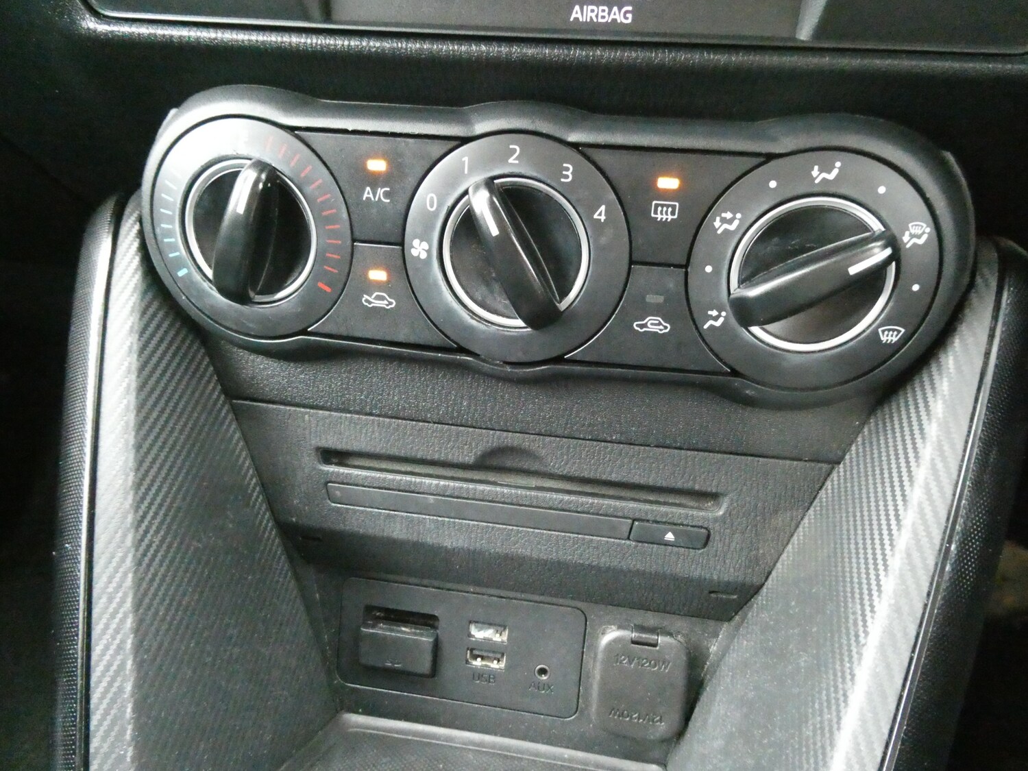 Used Mazda Mazda2 2015 for sale - 77517171: Photo 13