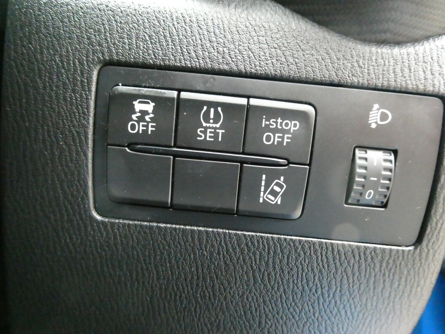 Used Mazda Mazda2 2015 for sale - 77517171: Photo 14