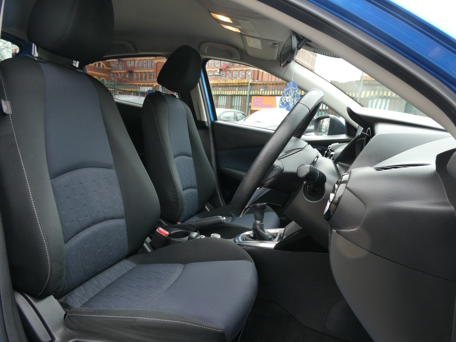 Used Mazda Mazda2 2015 for sale - 77517171: Photo 5