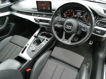 Used Audi A4 2016 for sale - 77593089: Photo