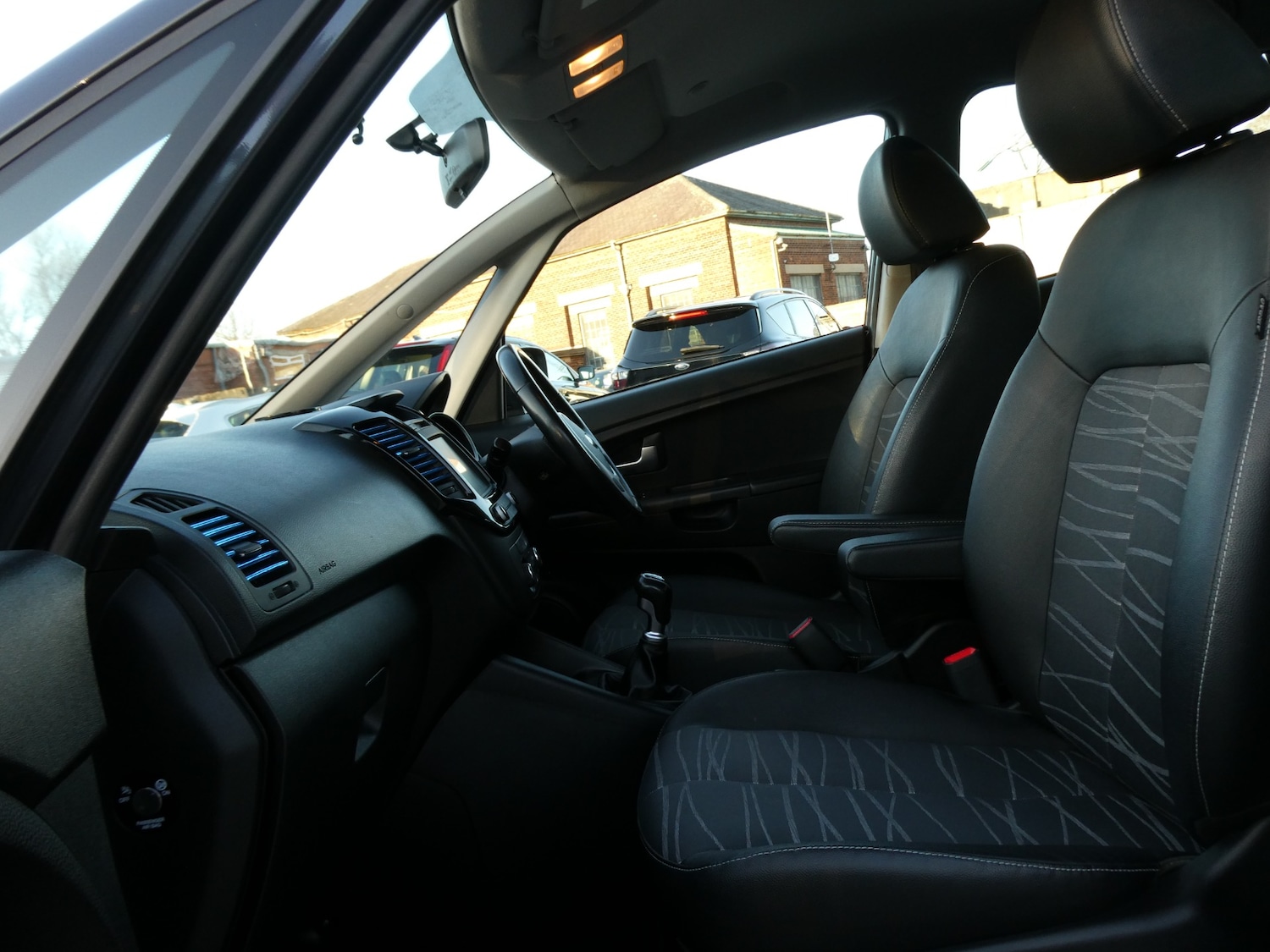 Used Kia Venga 2017 for sale - 77224882: Photo 16