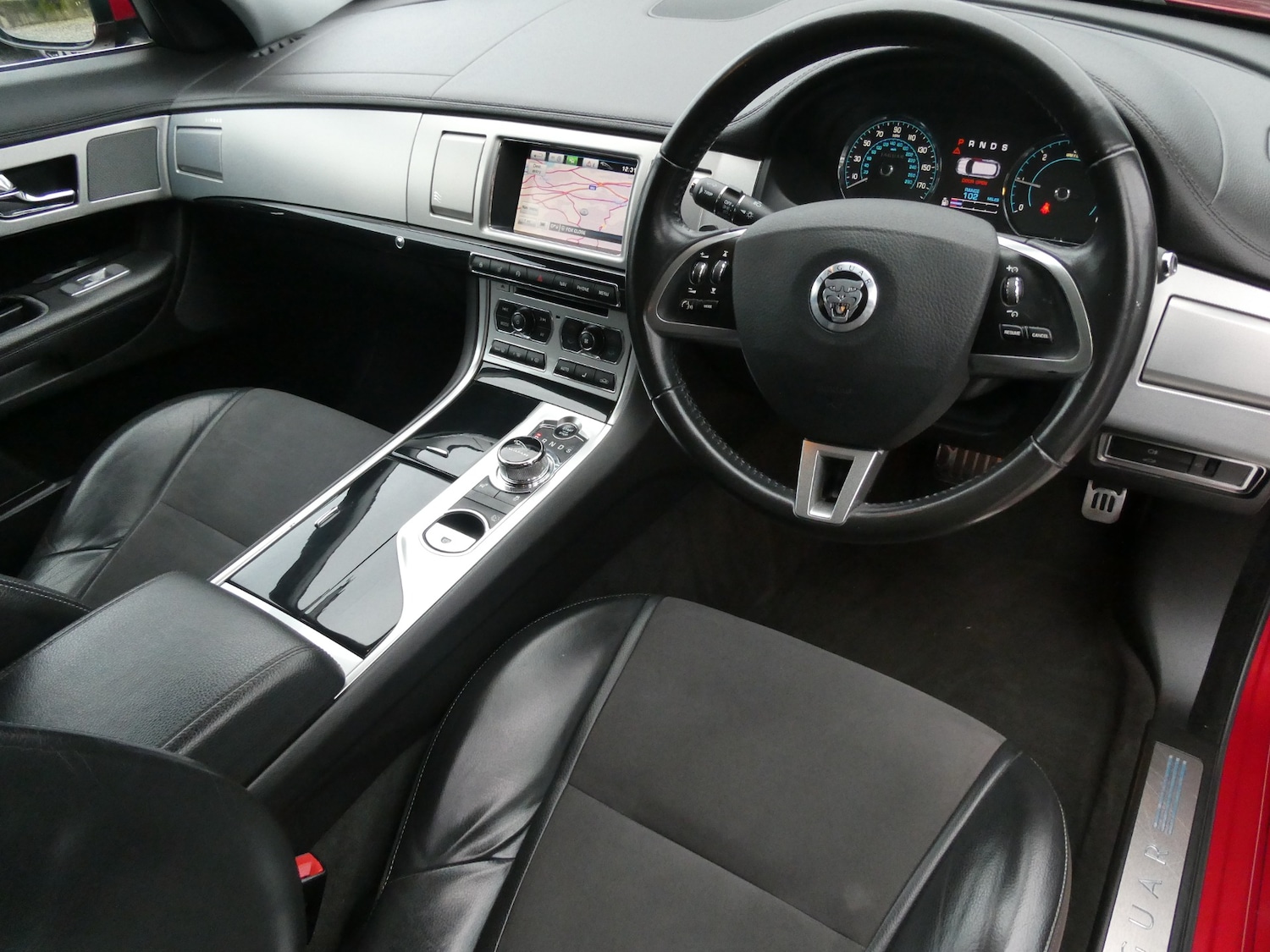 Used Jaguar XF 2013 for sale - 77491097: Photo 3