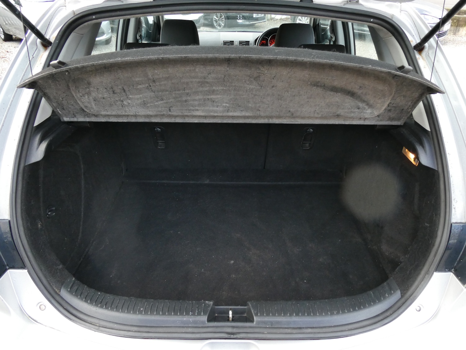 Used Mazda Mazda3 2005 for sale - 77002087: Photo 15