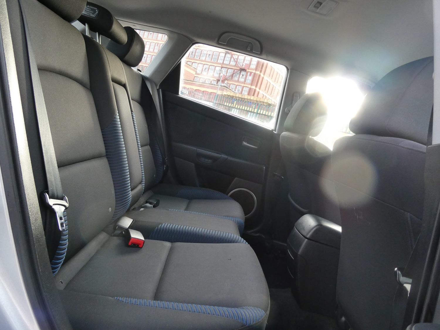 Used Mazda Mazda3 2005 for sale - 77002087: Photo 16