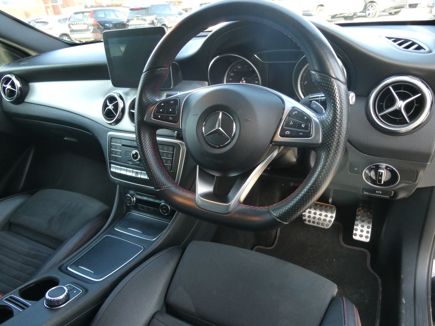 Used Mercedes-Benz GLA 2017 for sale - 77311419: Photo 3