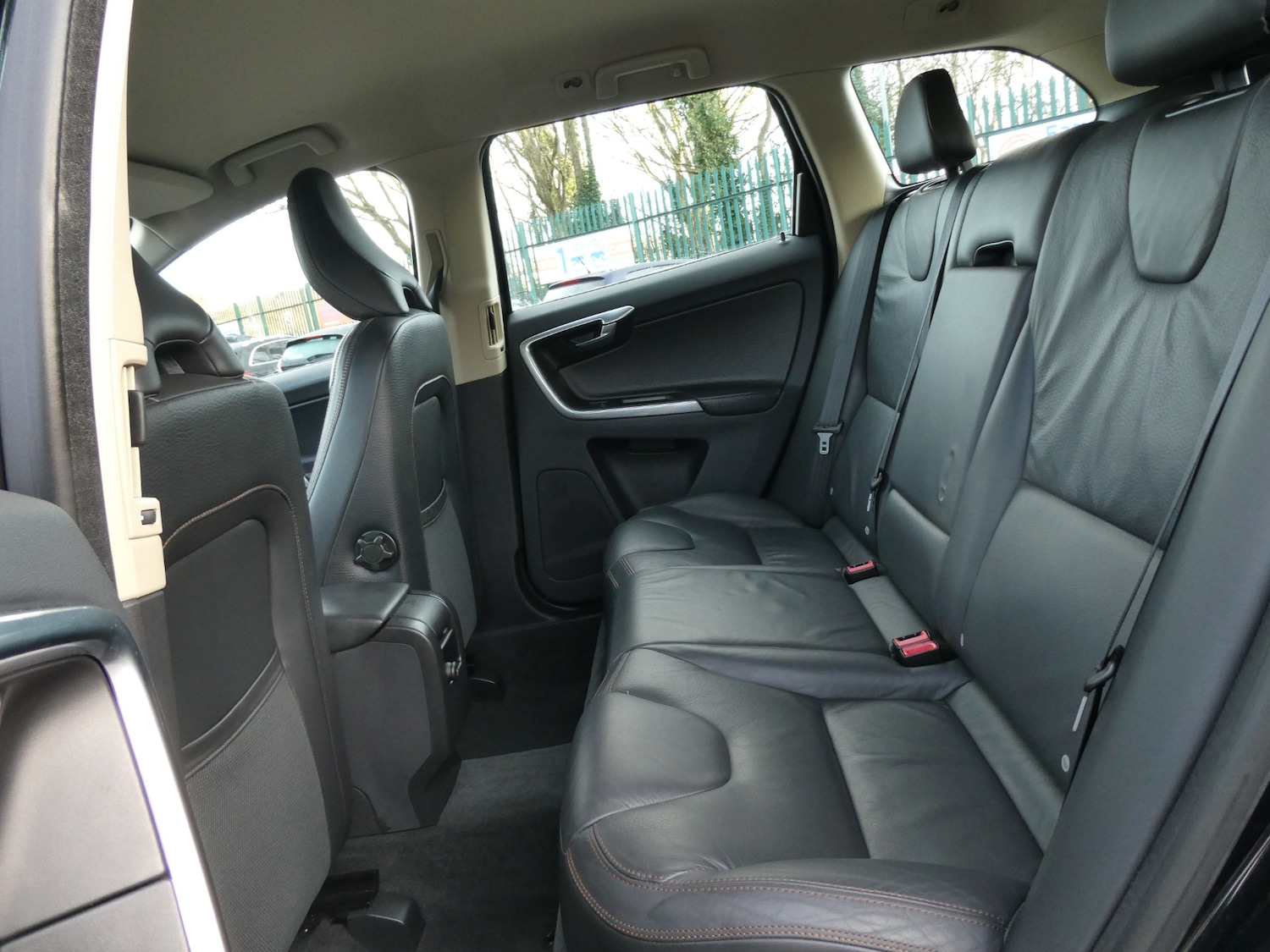 Used Volvo XC60 2012 for sale - 76904726: Photo 18