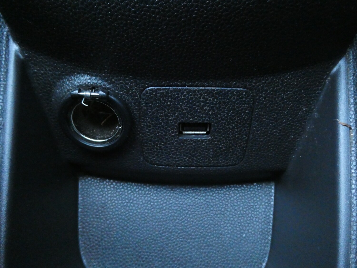 Used Ford Fiesta 2017 for sale - 77505537: Photo 13