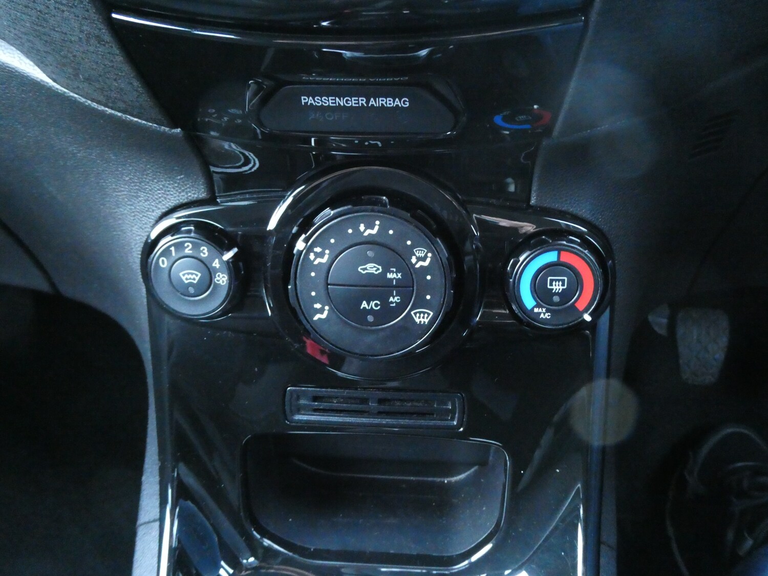 Used Ford Fiesta 2017 for sale - 77505537: Photo 15