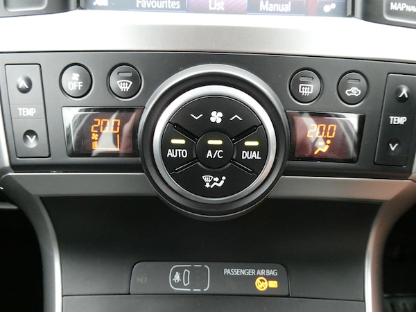 Used Toyota Verso 2014 for sale - 76078000: Photo 10