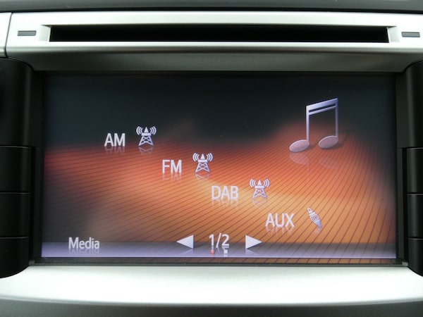 Used Toyota Verso 2014 for sale - 76078000: Photo 11
