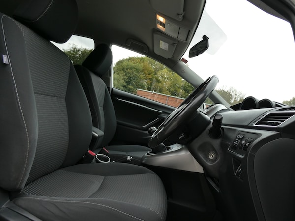 Used Toyota Verso 2014 for sale - 76078000: Photo 5