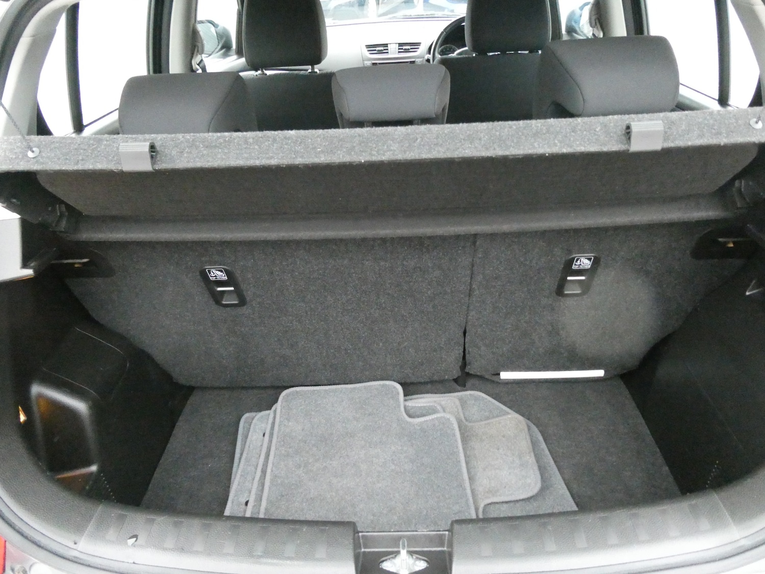 Used Suzuki Swift 2015 for sale - 77406196: Photo 19