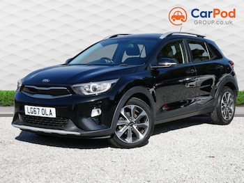 2017 (67) - 1.6 CRDi 2 5dr *FSH +APPLE CAR PLAY +CRUISE +DAB +2 KEYS*