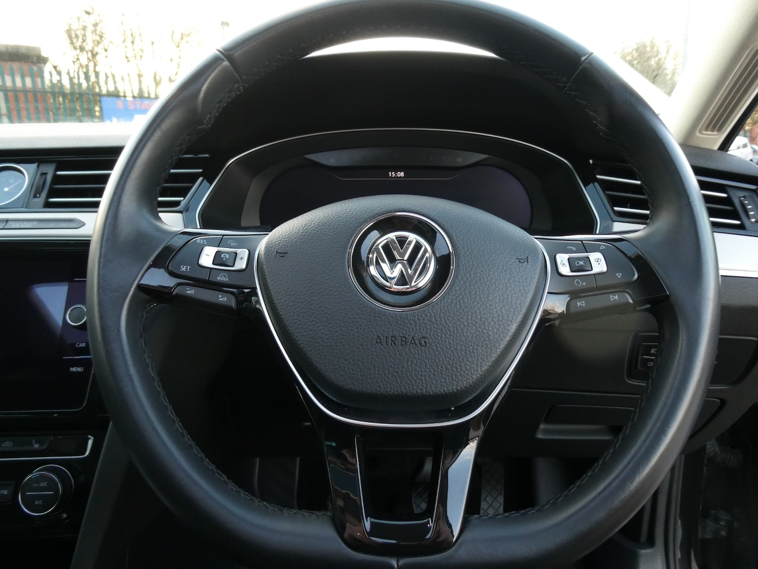 Used Volkswagen Passat 2017 for sale - 77127402: Photo 6