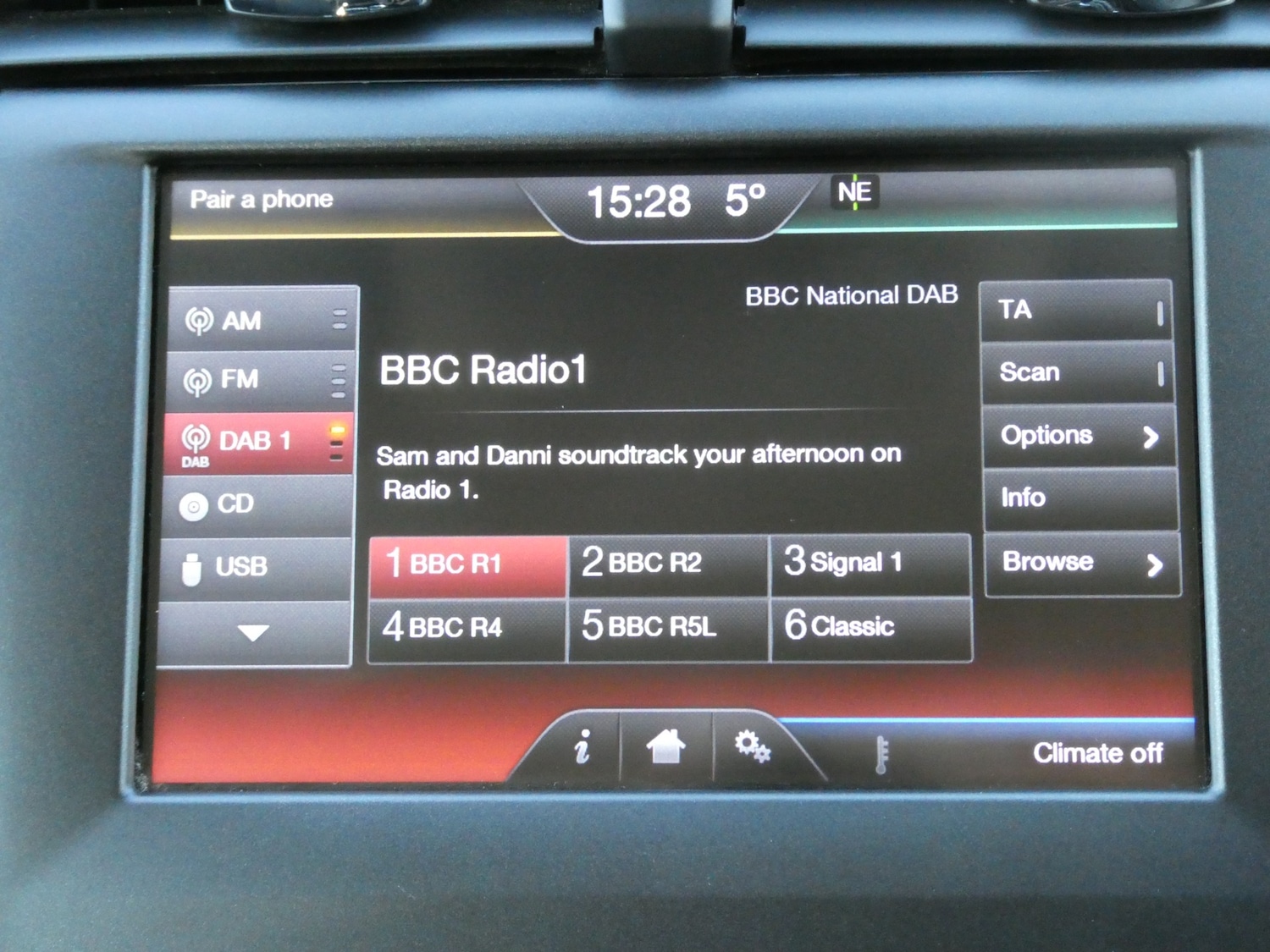 Used Ford Mondeo 2015 for sale - 77890088: Photo 14