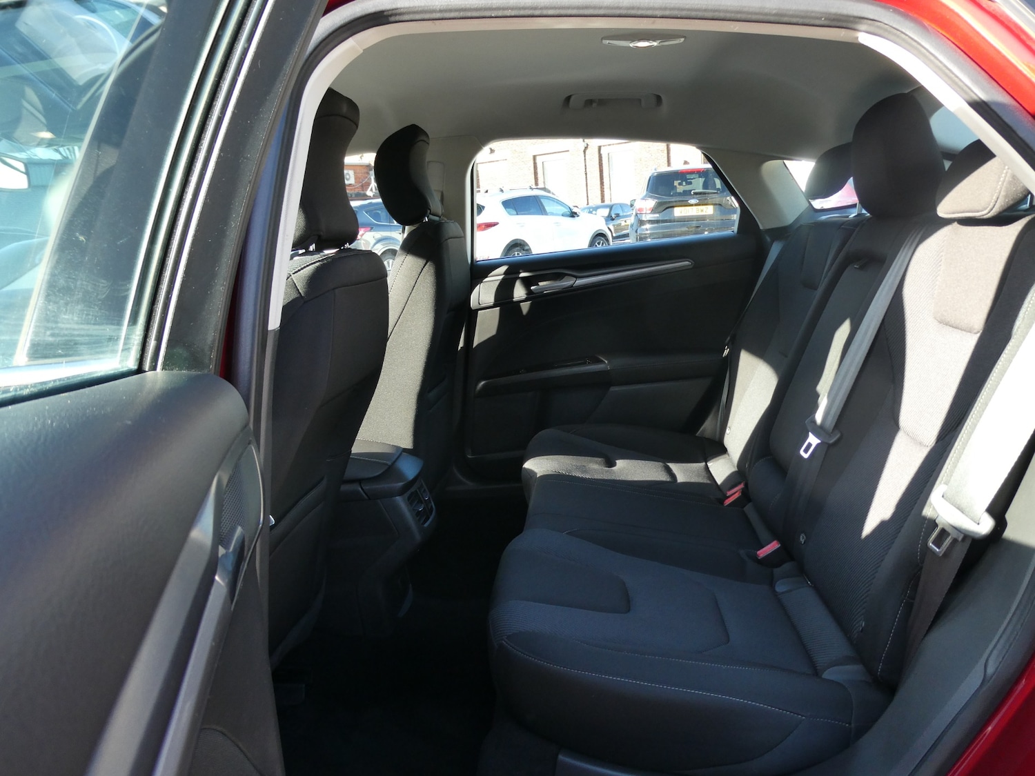 Used Ford Mondeo 2015 for sale - 77890088: Photo 20