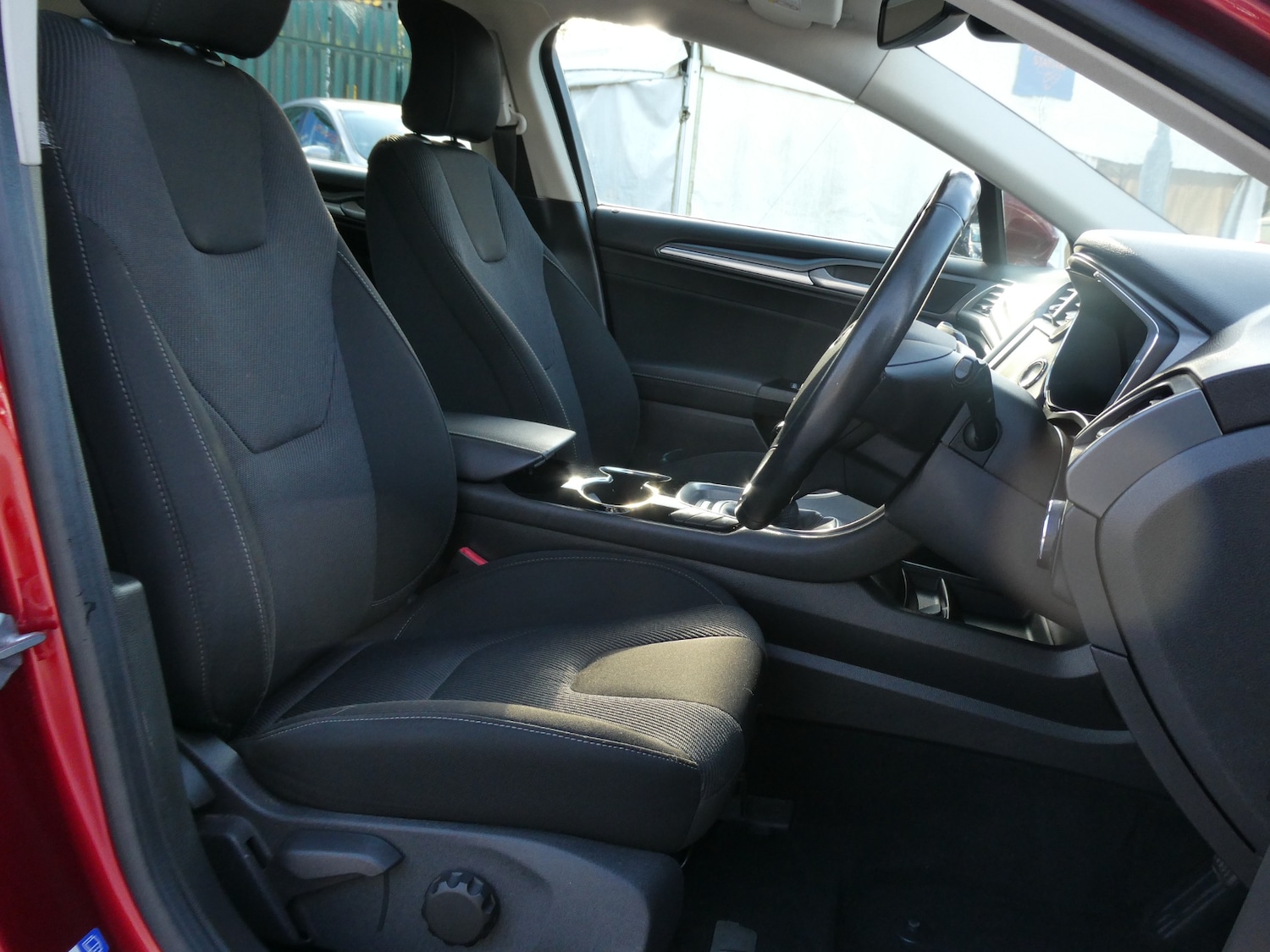 Used Ford Mondeo 2015 for sale - 77890088: Photo 5