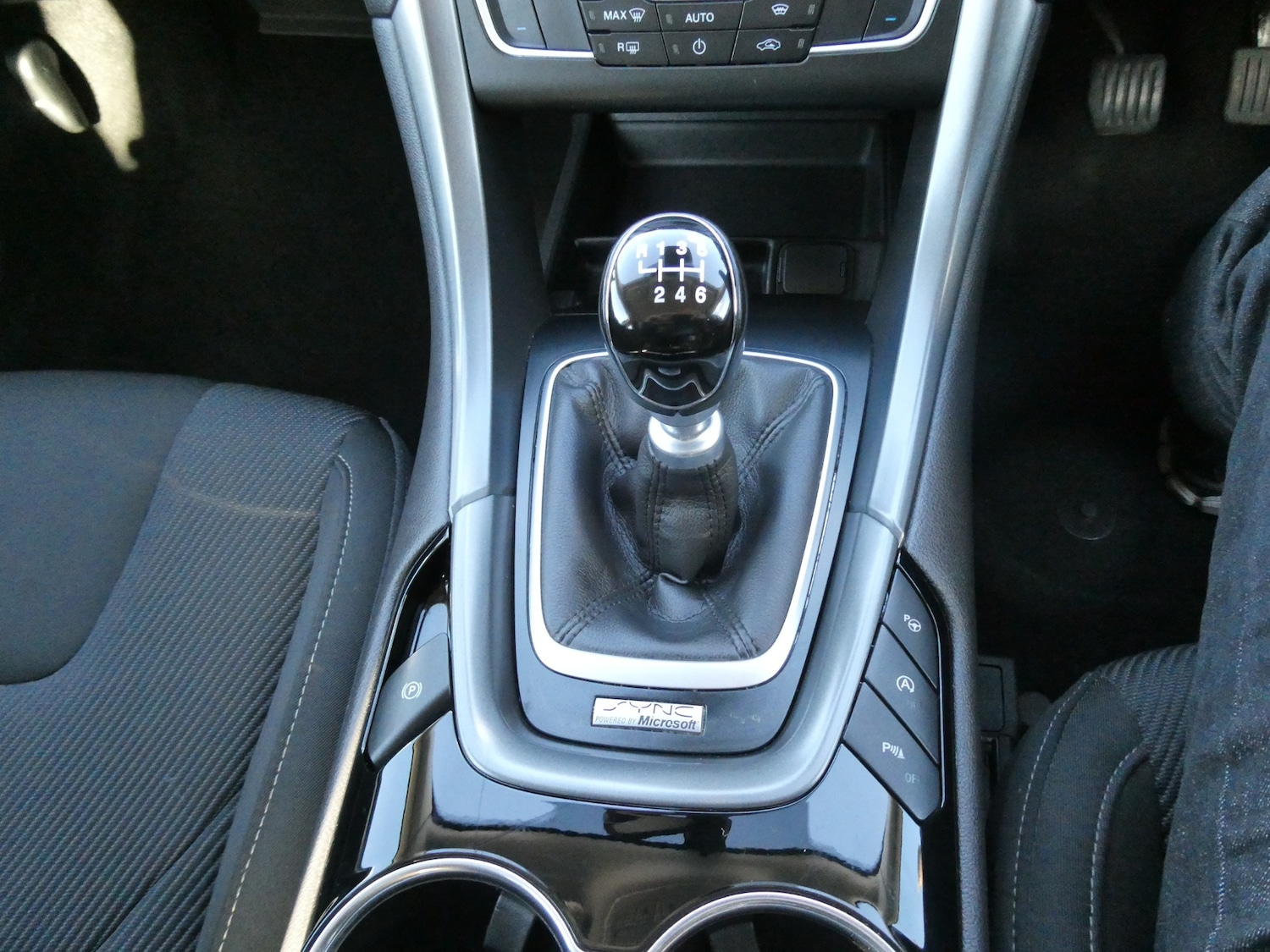 Used Ford Mondeo 2015 for sale - 77890088: Photo 7