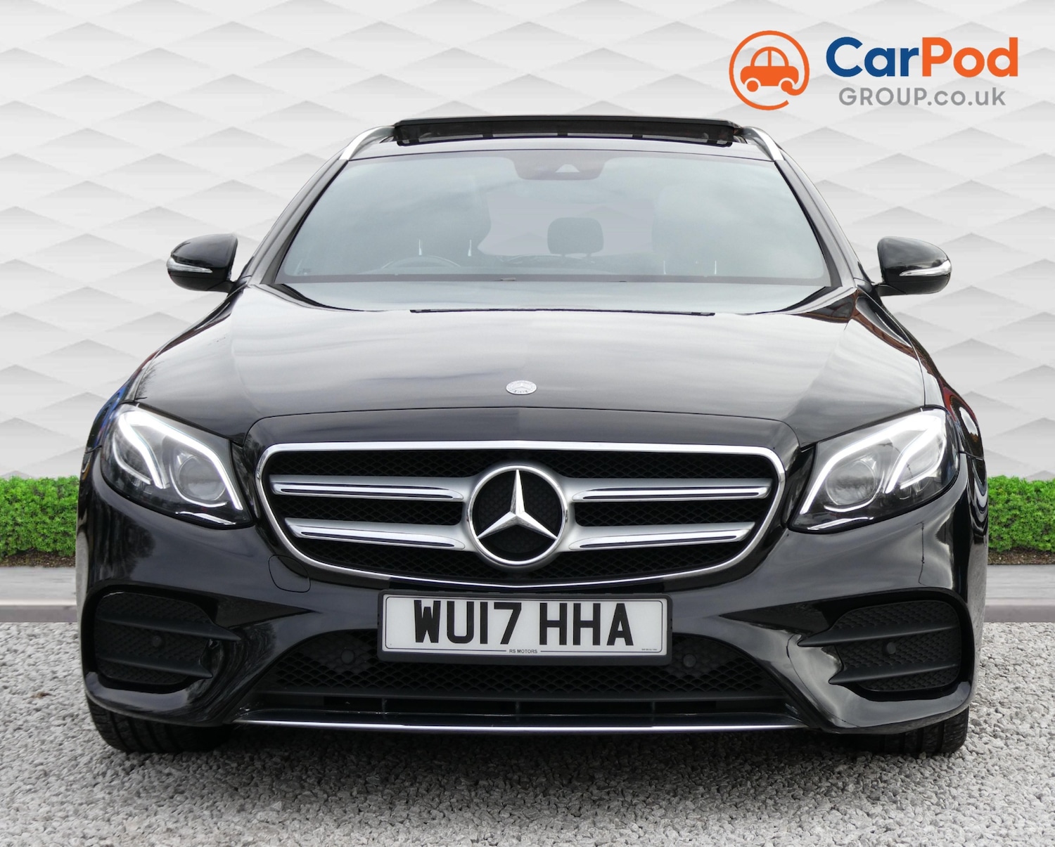 Used Mercedes-Benz E Class 2017 for sale - 78028287: Photo 2