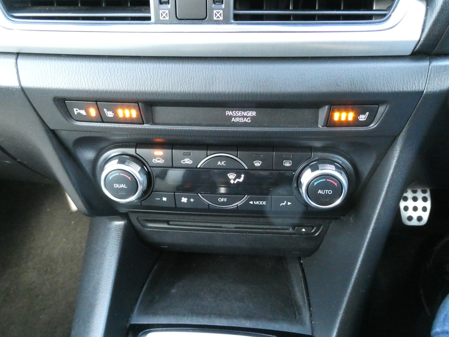 Used Mazda Mazda3 2014 for sale - 77732735: Photo 13