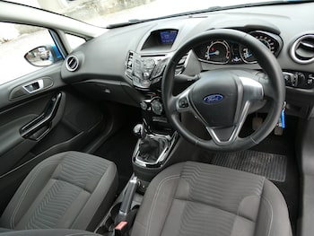 Used Ford Fiesta 2015 for sale - 78862322: Photo