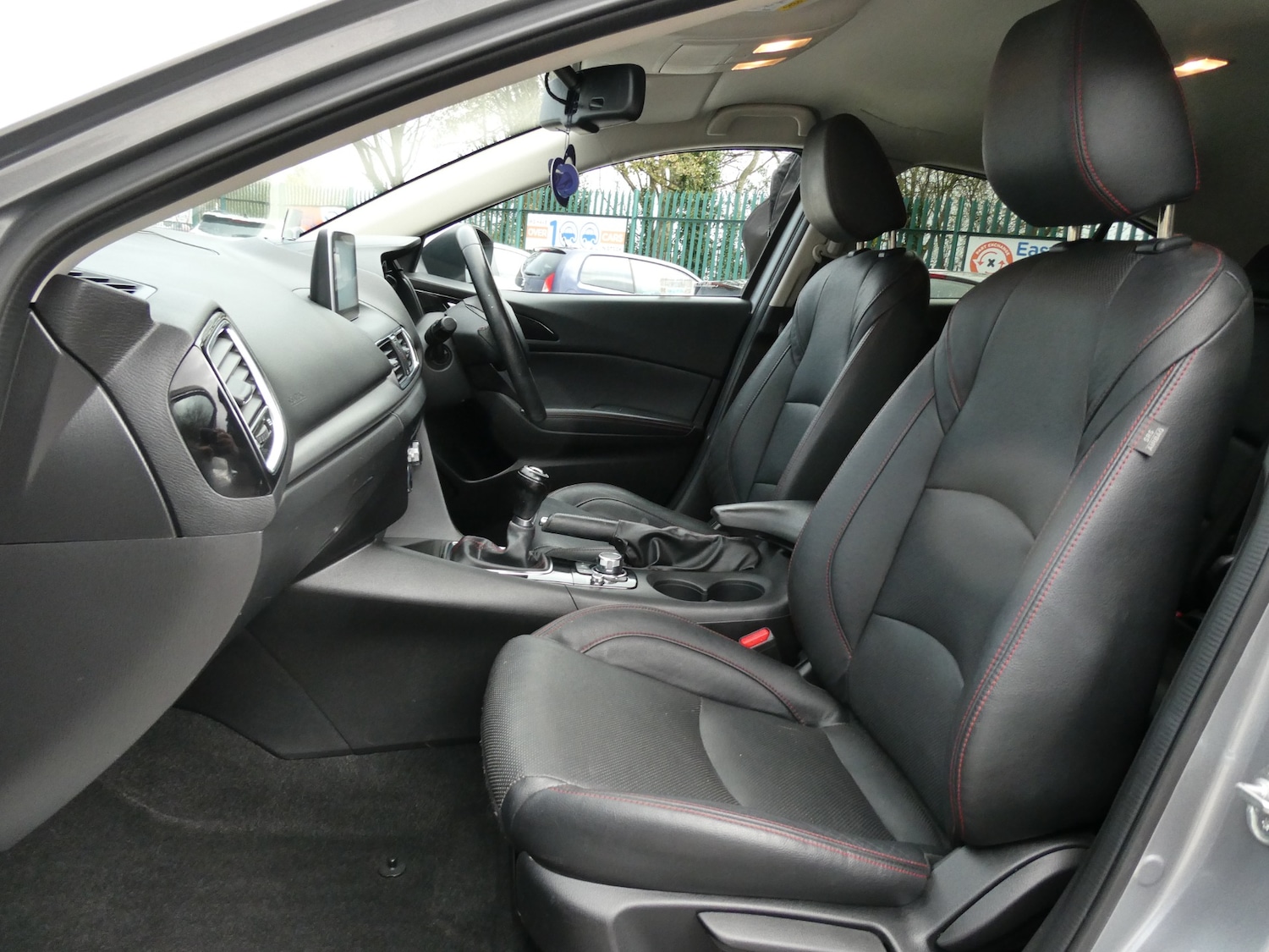 Used Mazda Mazda3 2015 for sale - 76738367: Photo 16