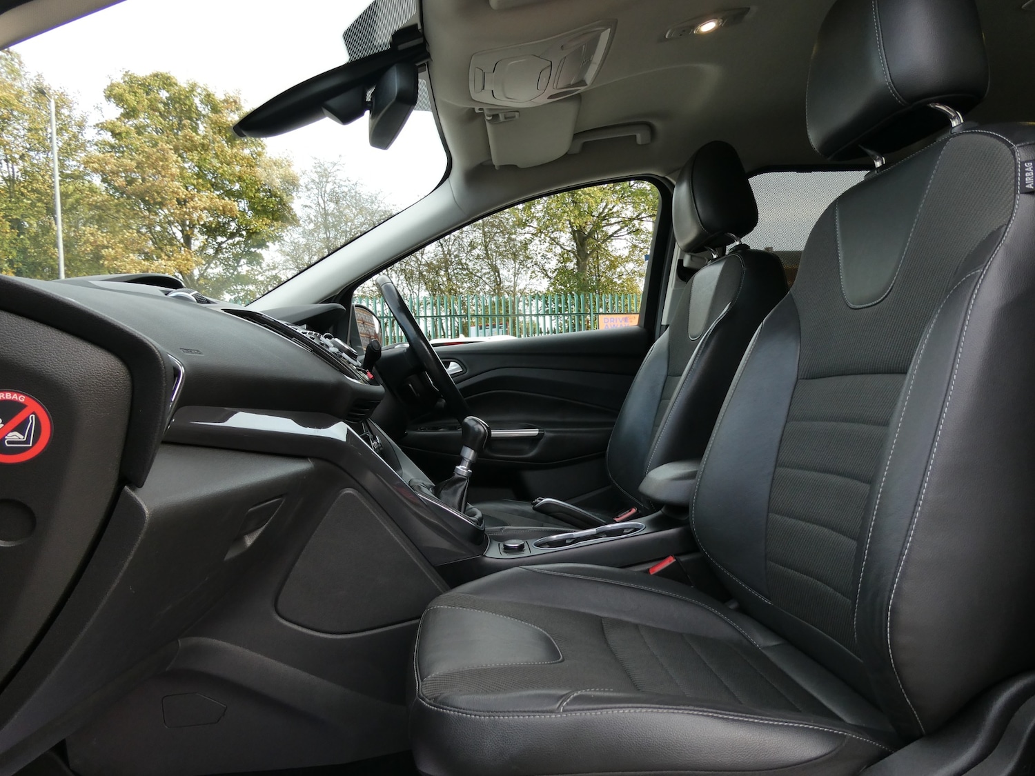 Used Ford Kuga 2015 for sale - 76404910: Photo 16