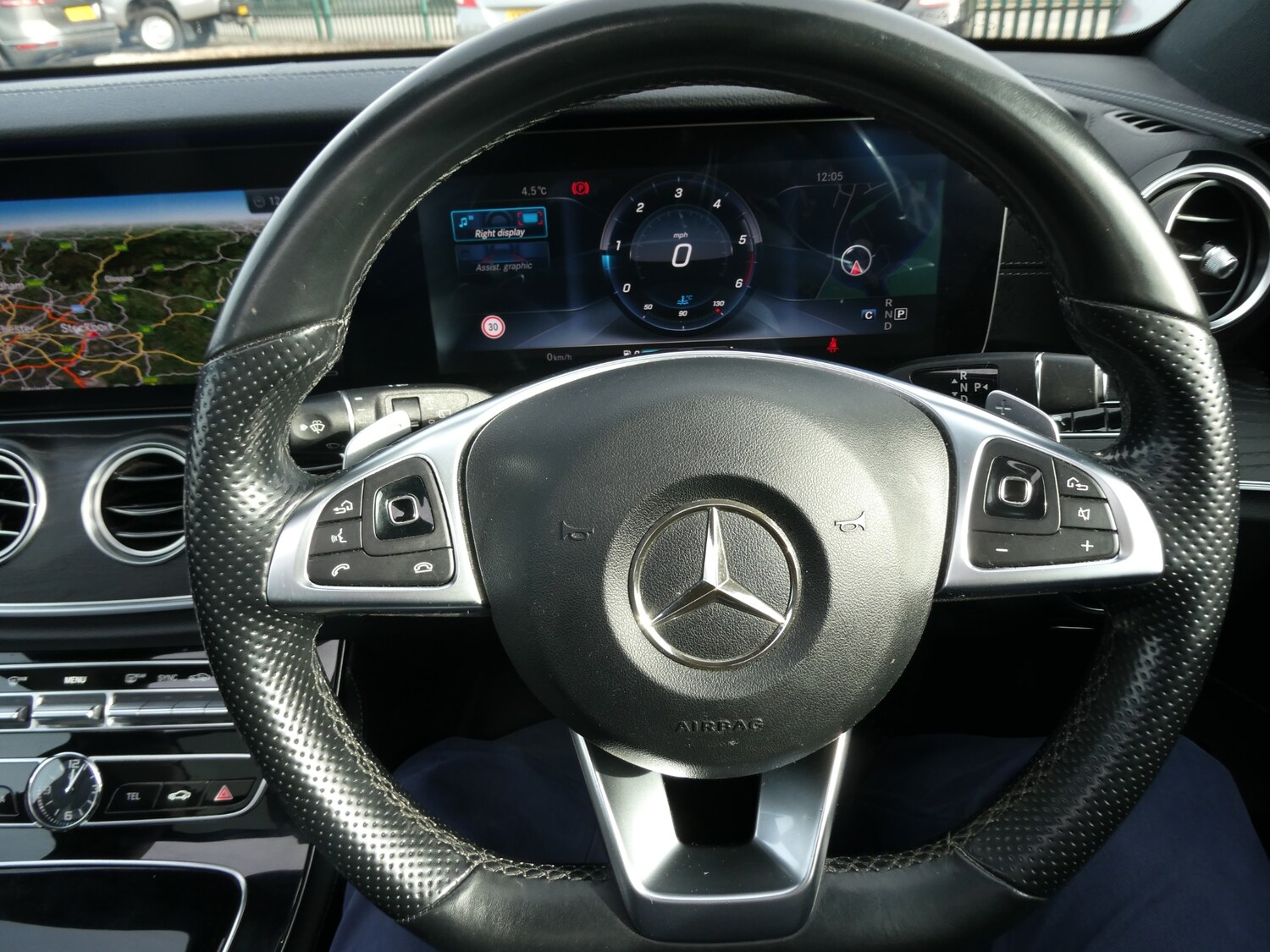 Used Mercedes-Benz E Class 2017 for sale - 77579275: Photo 6