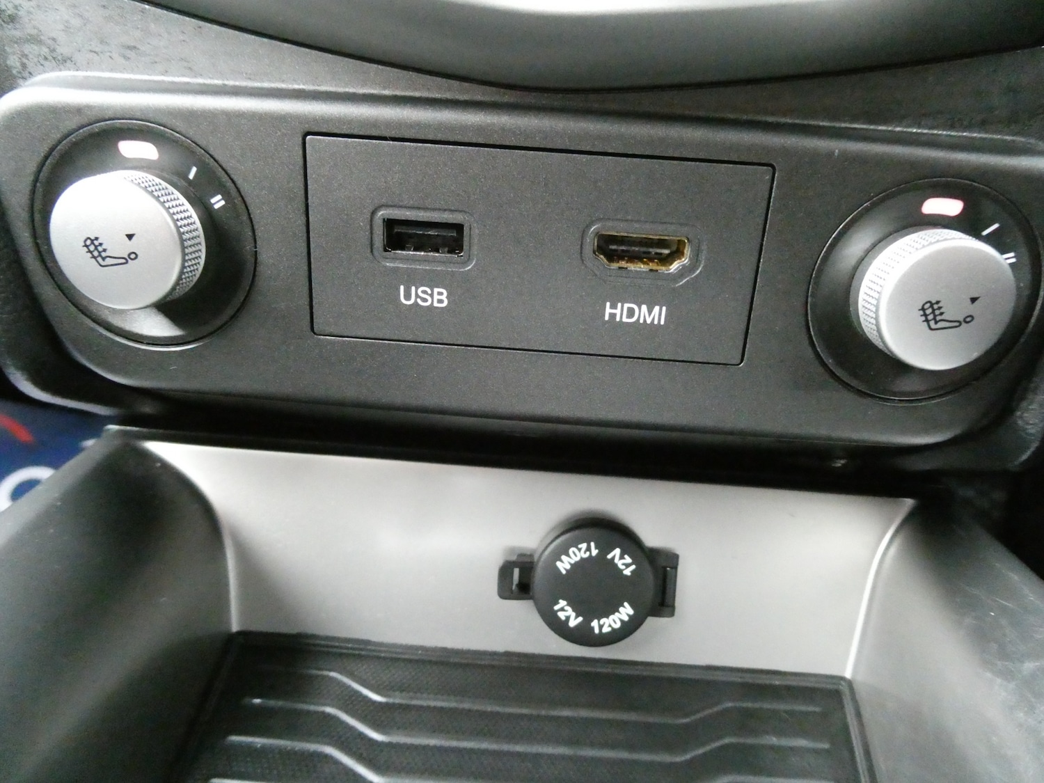 Used Ssangyong Tivoli 2017 for sale - 76426807: Photo 11