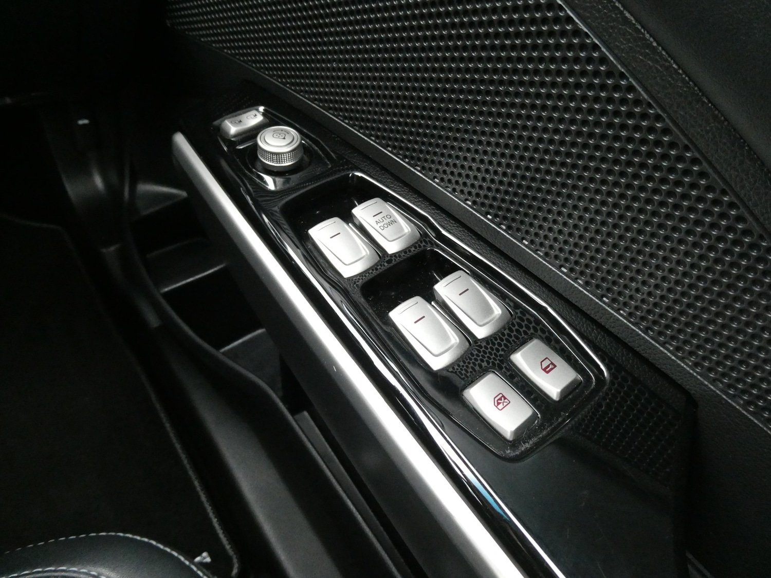 Used Ssangyong Tivoli 2017 for sale - 76426807: Photo 14