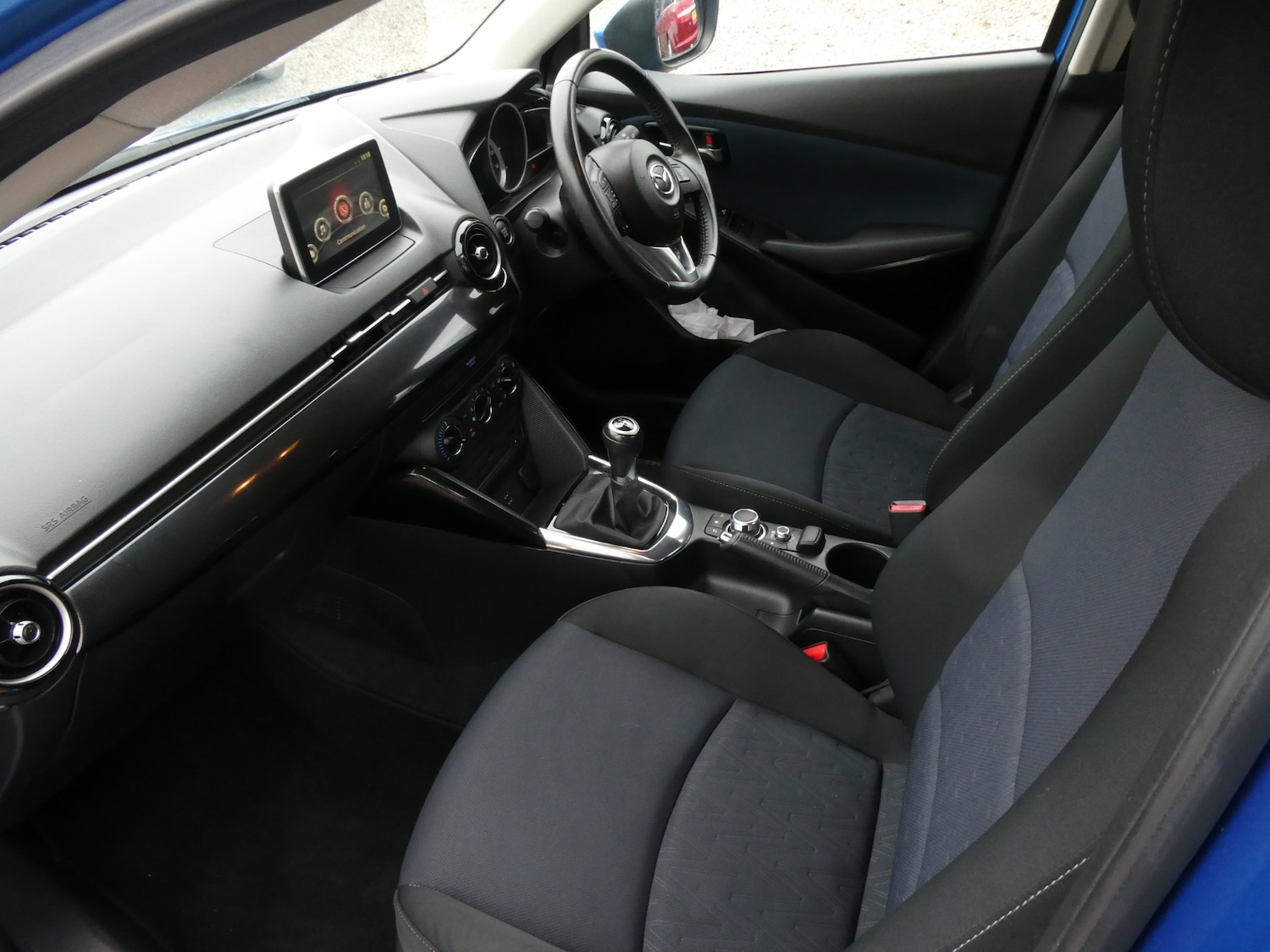 Used Mazda Mazda2 2016 for sale - 77616806: Photo 17