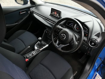 Used Mazda Mazda2 2016 for sale - 77616806: Photo