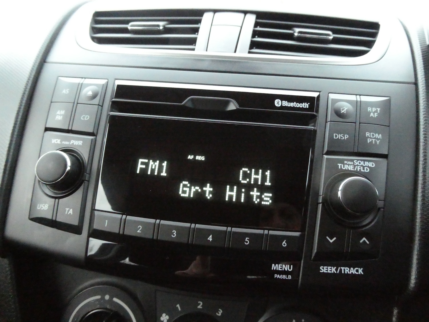 Used Suzuki Swift 2013 for sale - 76881648: Photo 11