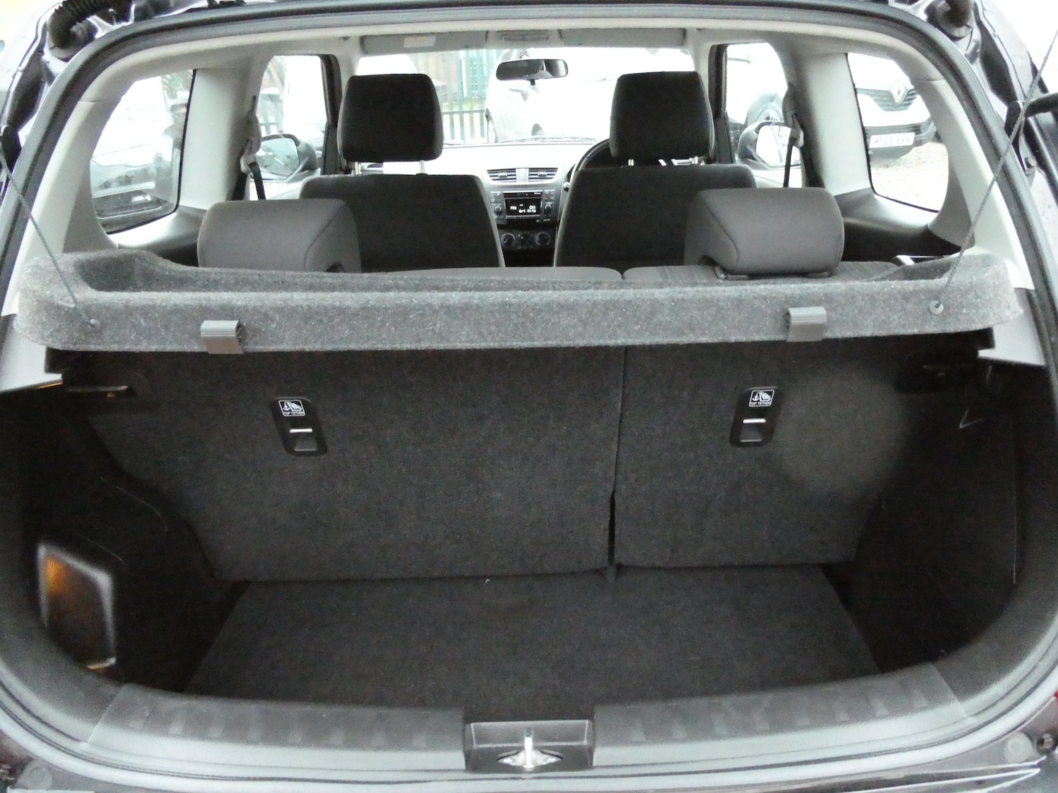 Used Suzuki Swift 2013 for sale - 76881648: Photo 18