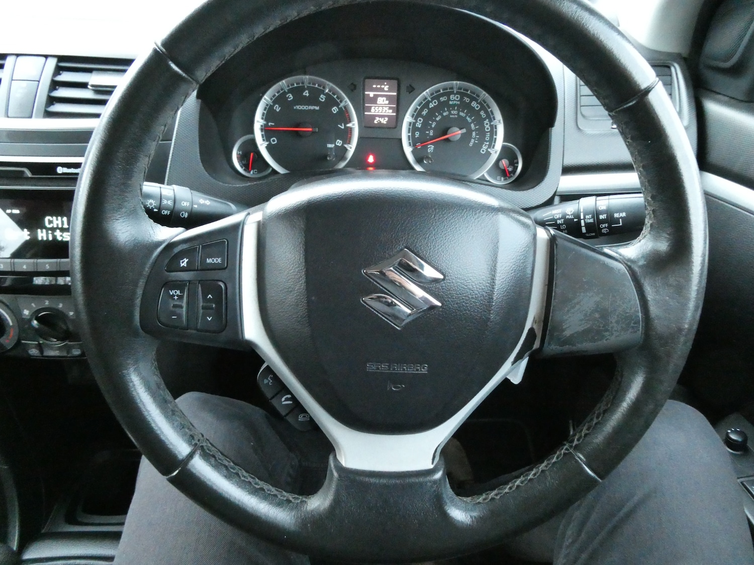 Used Suzuki Swift 2013 for sale - 76881648: Photo 6