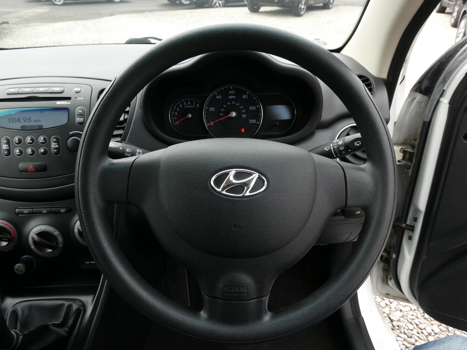 Used Hyundai i10 2014 for sale - 77778234: Photo 6