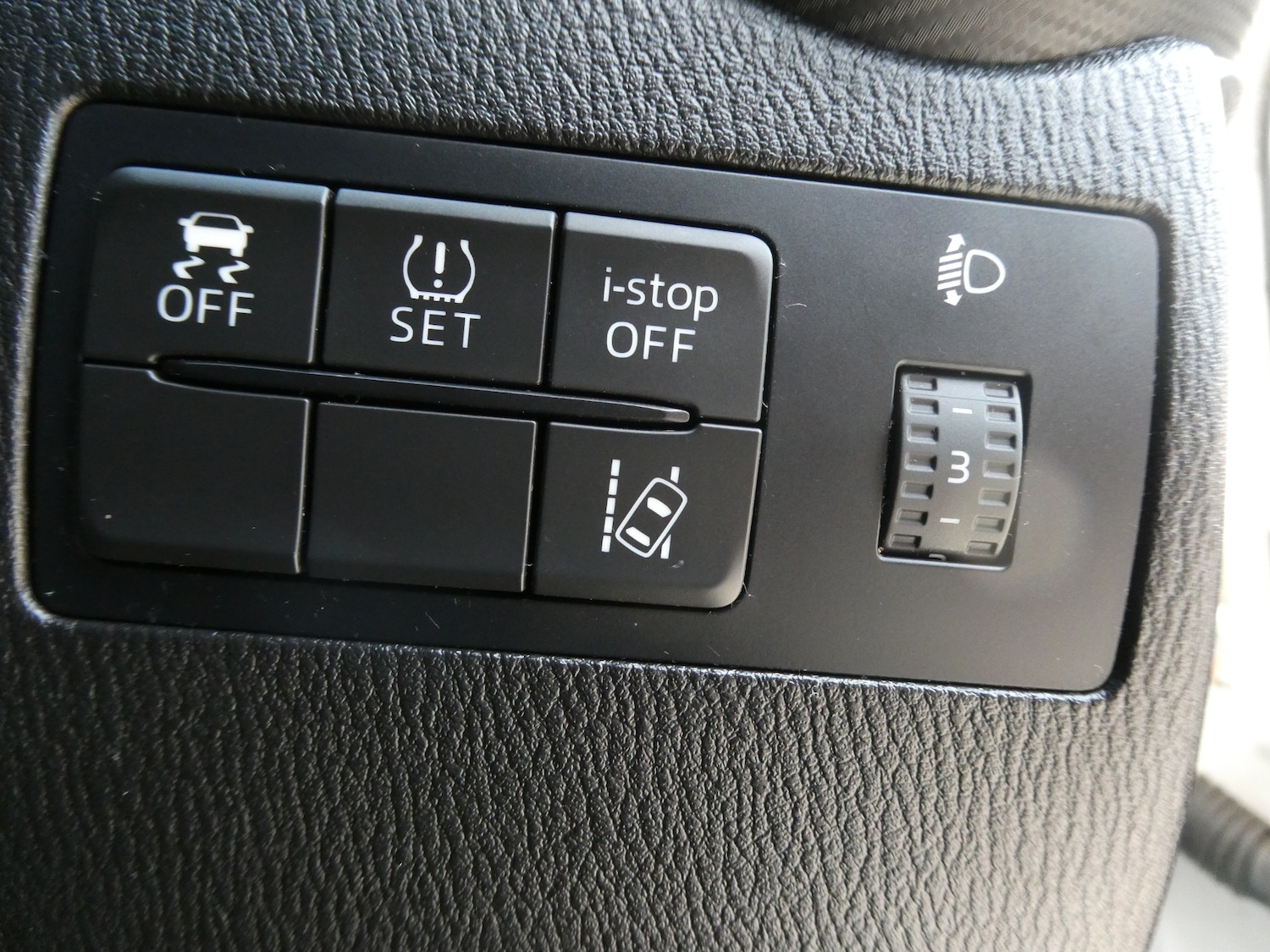 Used Mazda Mazda2 2017 for sale - 77974796: Photo 13