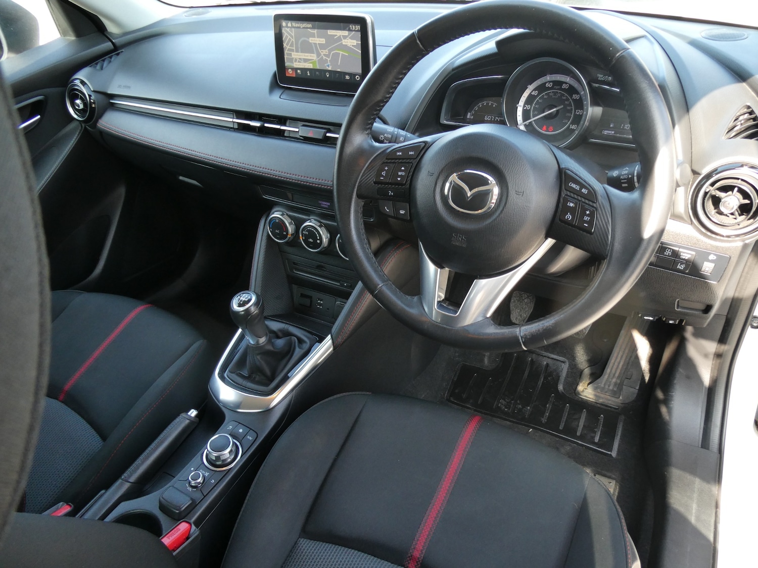 Used Mazda Mazda2 2017 for sale - 77974796: Photo 3