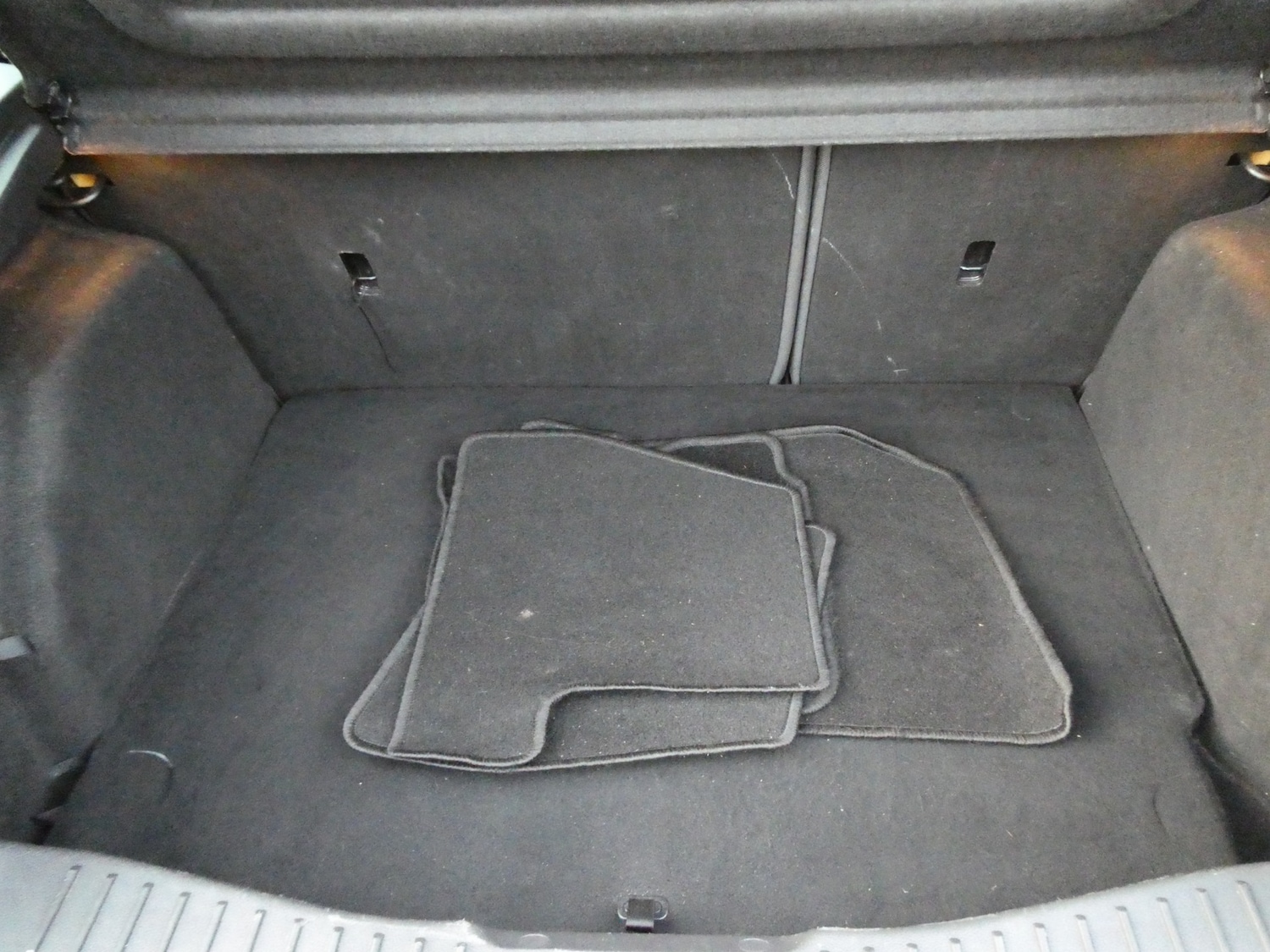 Used Ford Focus 2013 for sale - 76932535: Photo 21