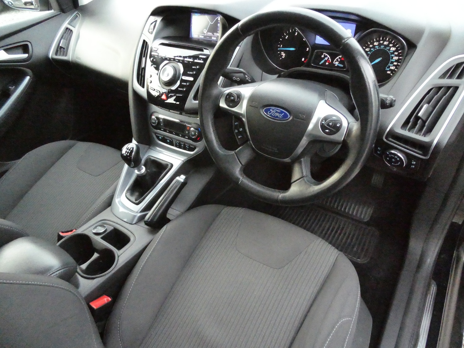 Used Ford Focus 2013 for sale - 76932535: Photo 3
