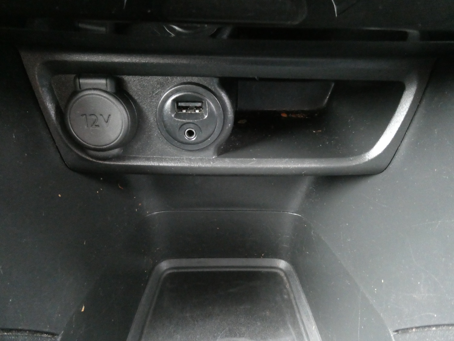 Used Peugeot 208 2015 for sale - 77778748: Photo 14